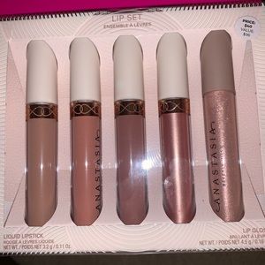 Undressed Lip Anastasia Beverly Hills lip set